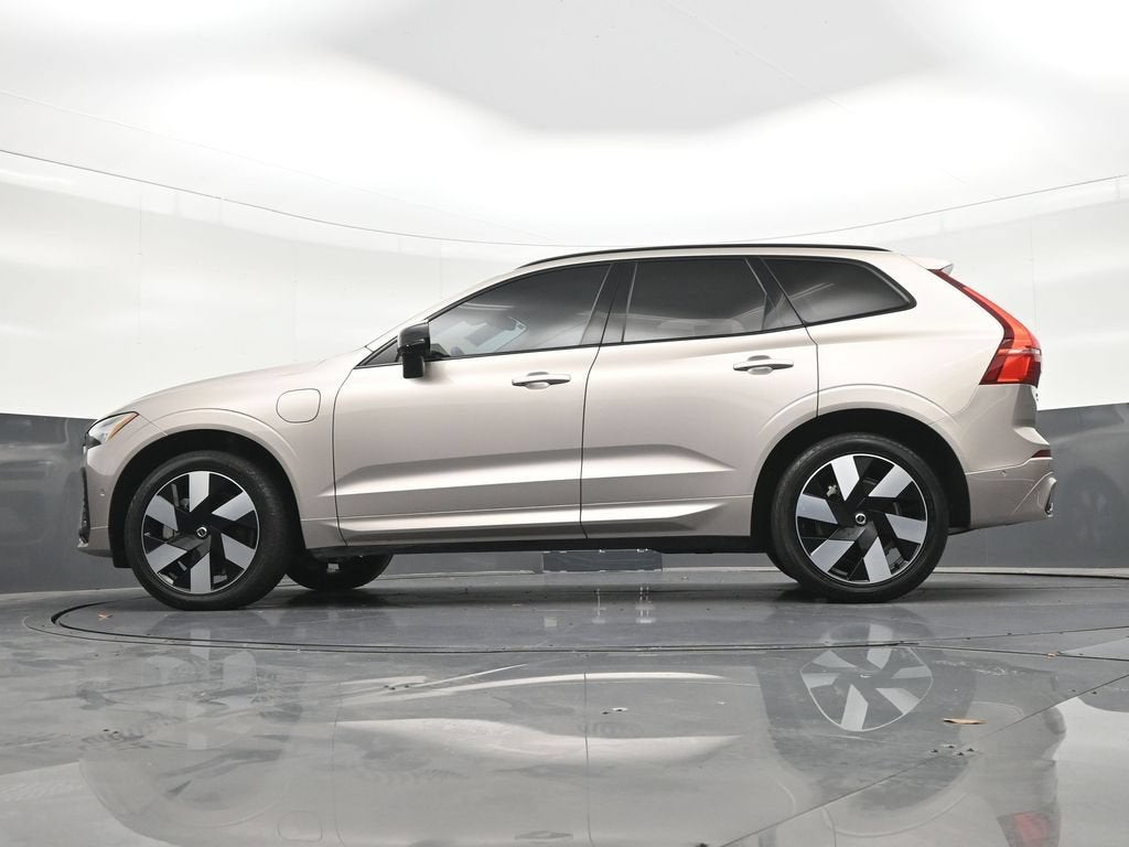 2025 Volvo XC60 Plug-In Hybrid Plus
