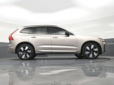 2025 Volvo XC60 Plug-In Hybrid Plus