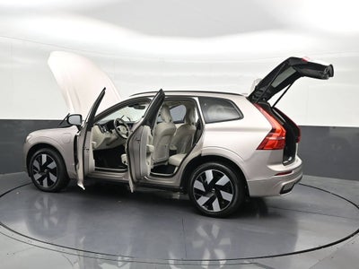 2025 Volvo XC60 Plug-In Hybrid Plus