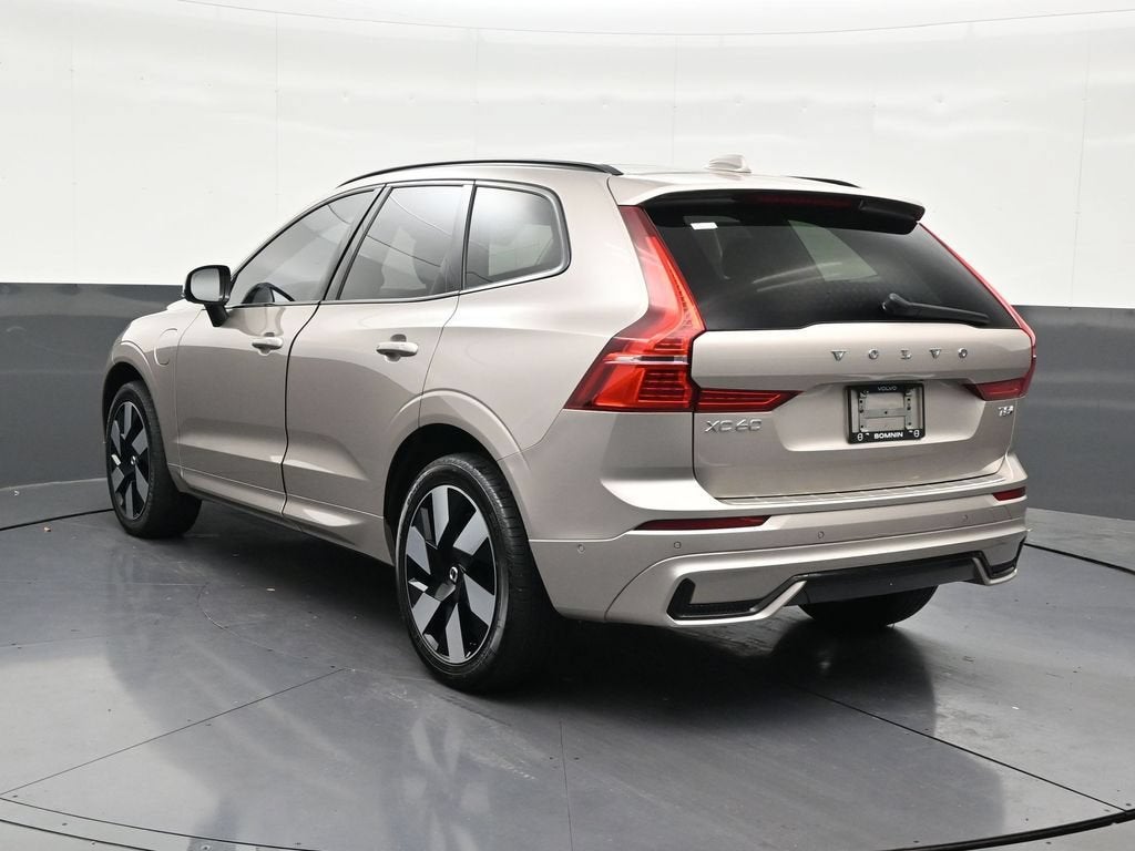 2025 Volvo XC60 Plug-In Hybrid Plus