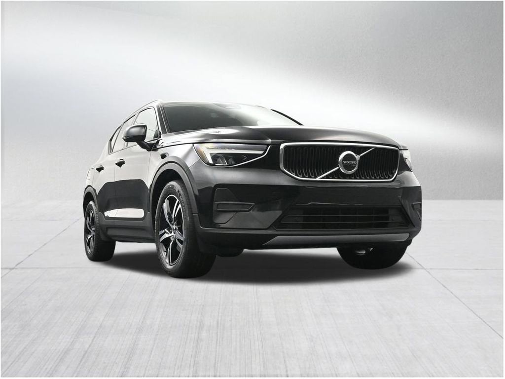 2023 Volvo XC40 Core