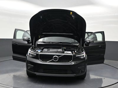 2023 Volvo XC40 B4 Core