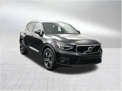 2023 Volvo XC40 Core