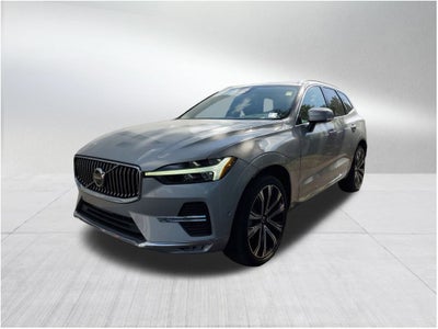 2023 Volvo XC60 Ultimate Bright Theme