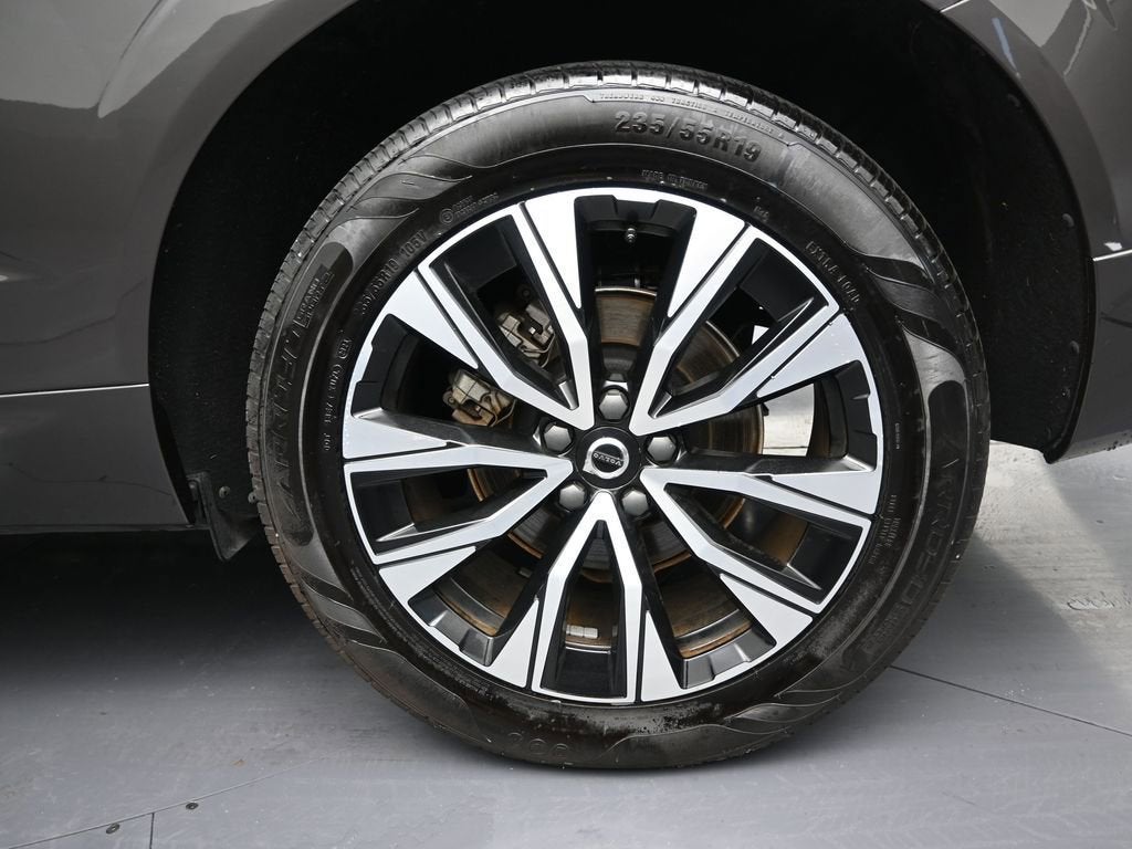 2023 Volvo XC60 Core