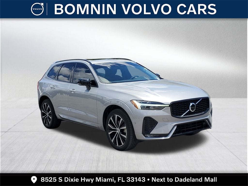 2023 Volvo XC60 Plus Dark Theme