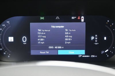 2023 Volvo XC90 B5 Plus