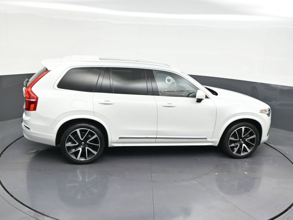 2023 Volvo XC90 B5 Plus