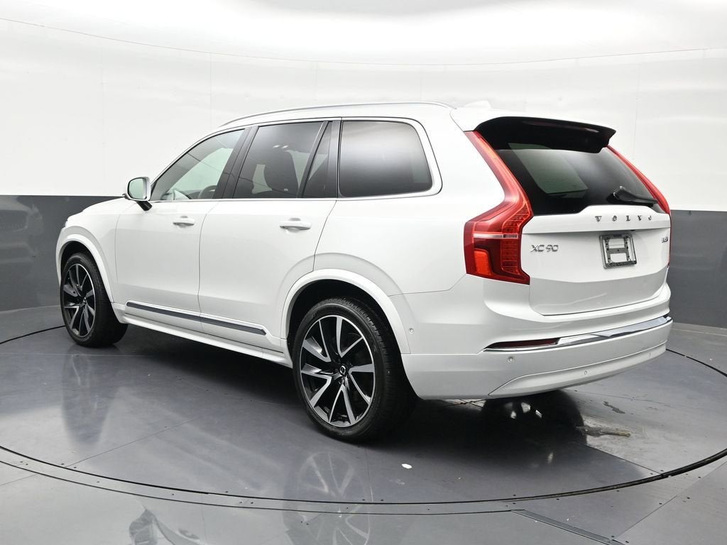 2023 Volvo XC90 B5 Plus