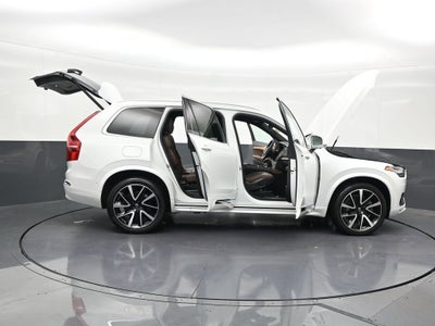 2023 Volvo XC90 B5 Plus