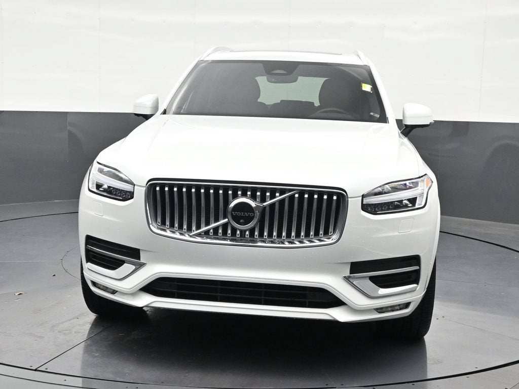 2023 Volvo XC90 B5 Plus