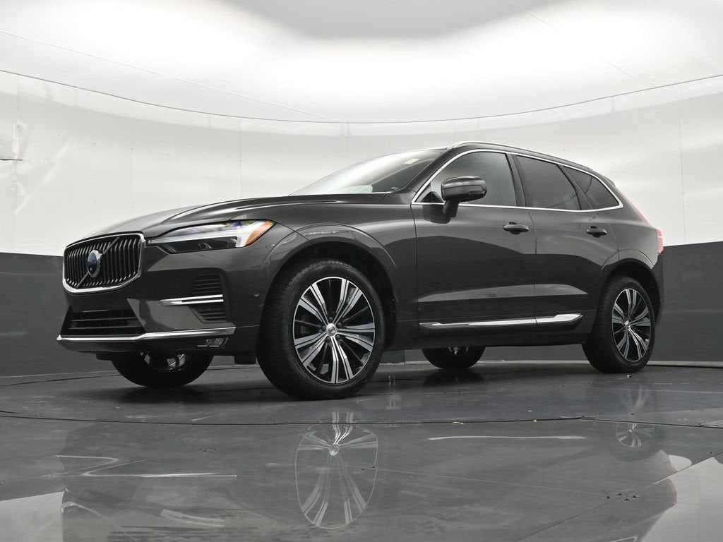 2023 Volvo XC60 B5 Plus Bright Theme