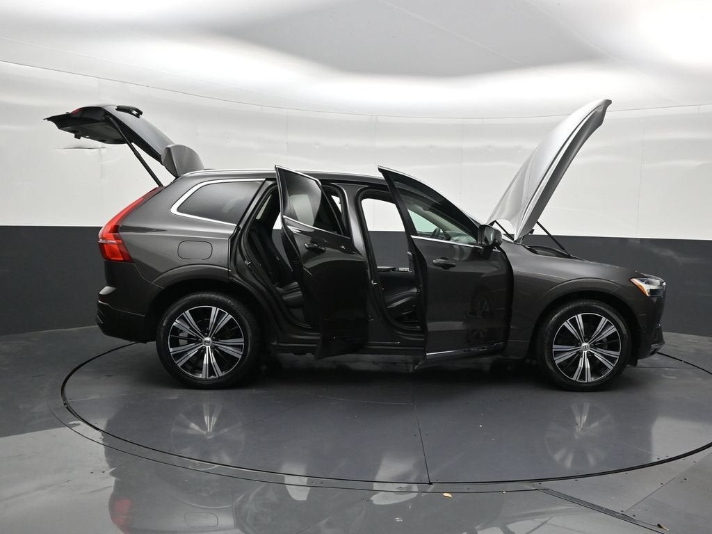 2023 Volvo XC60 B5 Plus Bright Theme
