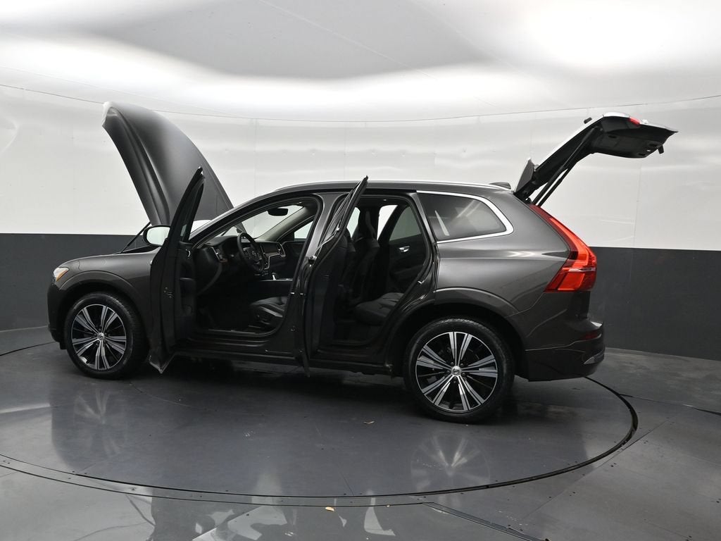 2023 Volvo XC60 B5 Plus Bright Theme