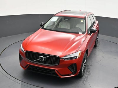 2024 Volvo XC60 Core Dark Theme