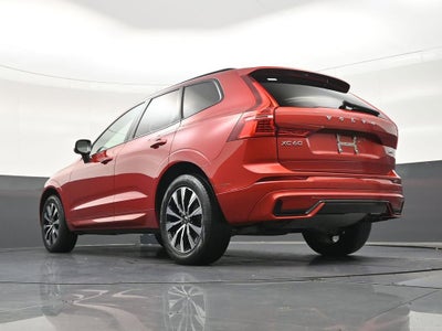 2024 Volvo XC60 Core Dark Theme