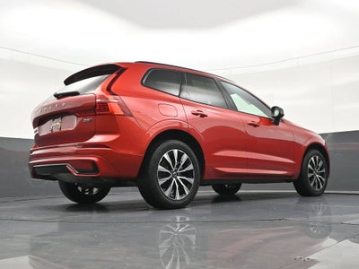 2024 Volvo XC60 Core Dark Theme