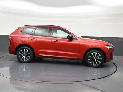 2024 Volvo XC60 Core Dark Theme
