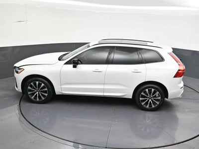 2024 Volvo XC60 Core Dark Theme
