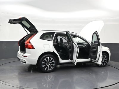 2024 Volvo XC60 Core Dark Theme
