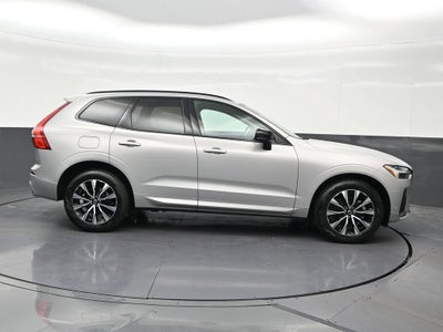 2024 Volvo XC60 B5 Core Dark Theme