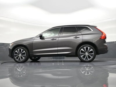 2022 Volvo XC60 Momentum