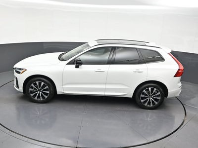 2024 Volvo XC60 B5 Core Dark Theme