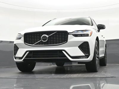 2024 Volvo XC60 B5 Core Dark Theme