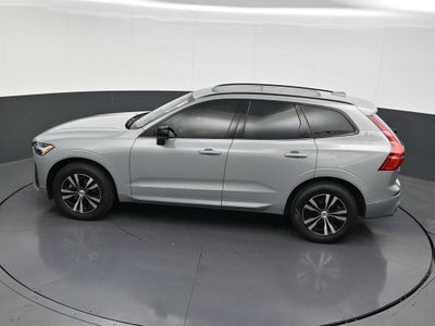 2024 Volvo XC60 B5 Core Dark Theme