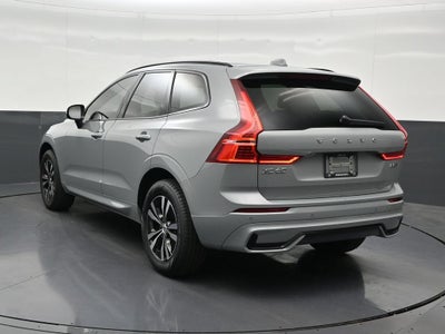 2024 Volvo XC60 B5 Core Dark Theme