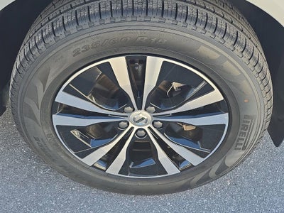 2024 Volvo XC60 Core Dark Theme