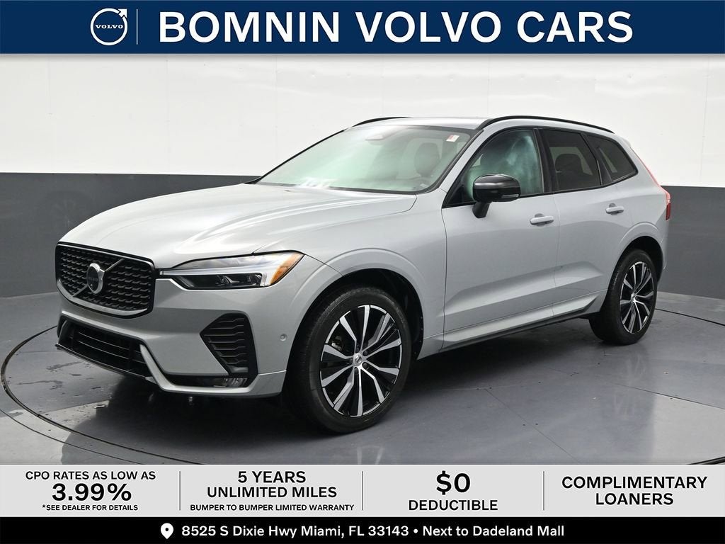 2024 Volvo XC60 B5 Plus Dark Theme AWD's photo