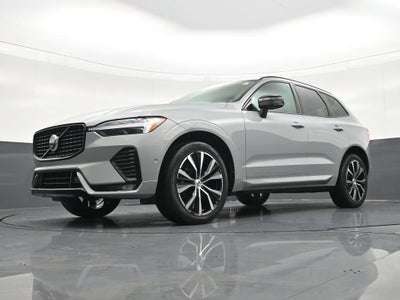 2024 Volvo XC60 Plus Dark Theme