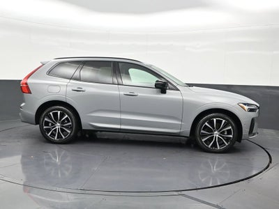 2024 Volvo XC60 Plus Dark Theme