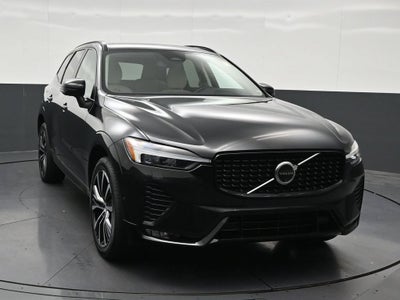 2024 Volvo XC60 B5 Plus Dark Theme