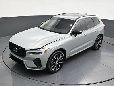 2024 Volvo XC60 B5 Plus Dark Theme