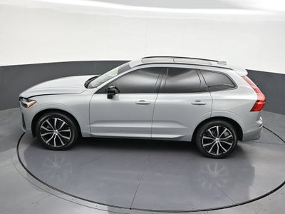 2024 Volvo XC60 B5 Plus Dark Theme