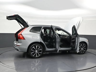 2024 Volvo XC60 B5 Plus Dark Theme