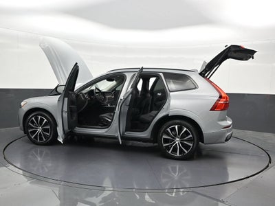 2024 Volvo XC60 B5 Plus Dark Theme