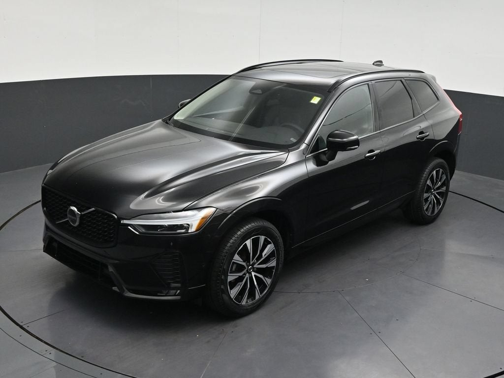 2024 Volvo XC60 Plus Dark Theme