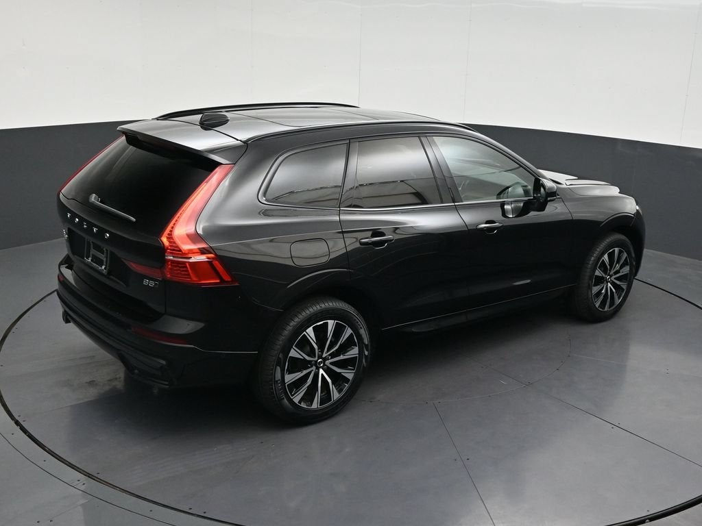 2024 Volvo XC60 Plus Dark Theme