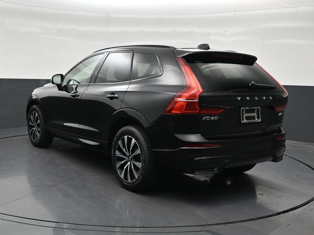 2024 Volvo XC60 Plus Dark Theme