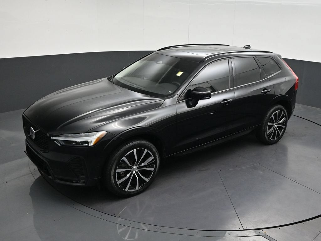 2024 Volvo XC60 B5 Plus Dark Theme