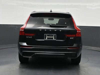 2024 Volvo XC60 B5 Plus Dark Theme