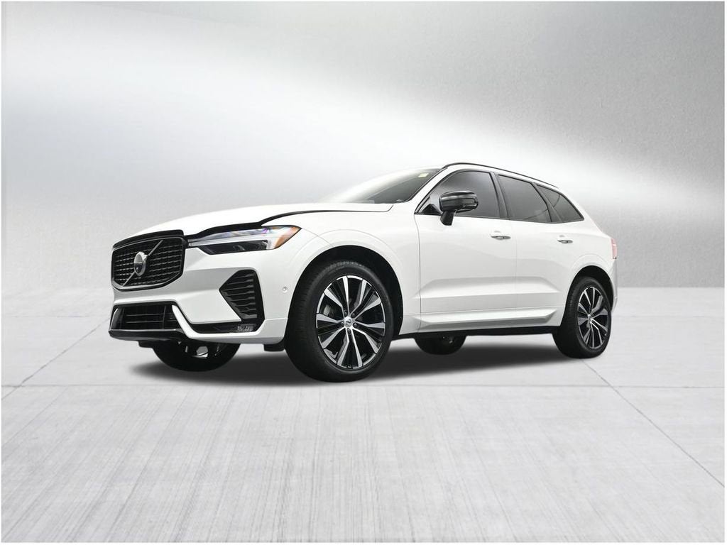 2024 Volvo XC60 Plus Dark Theme
