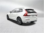 2024 Volvo XC60 Plus Dark Theme