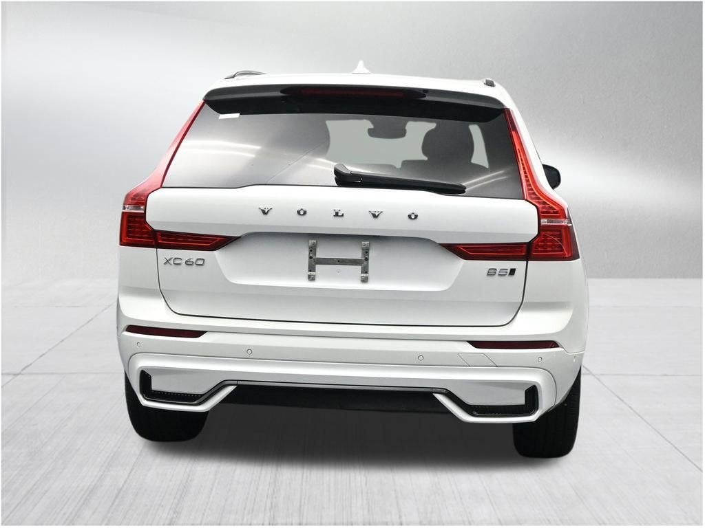 2024 Volvo XC60 Plus Dark Theme