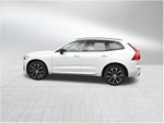 2024 Volvo XC60 Plus Dark Theme