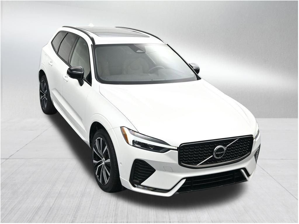2024 Volvo XC60 Plus Dark Theme