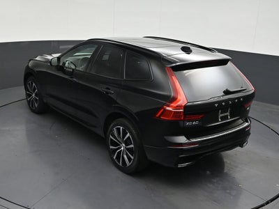 2024 Volvo XC60 Plus Dark Theme